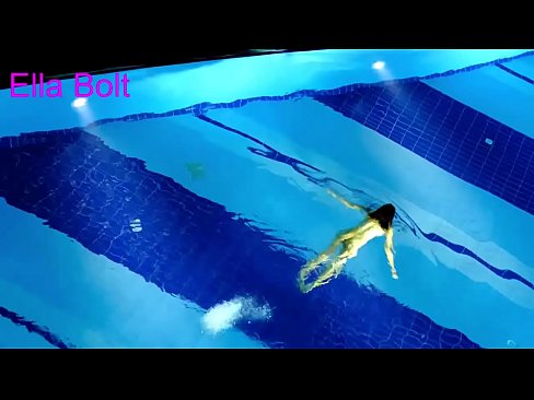 ❤️ මට නැරඹීම නැවැත්විය නොහැක, තරුණ රන්වන්තිය ELLA BOLT නිවාඩු නිකේතනයේ තටාකයේ නිරුවතින් පිහිනීමට හසු විය ️❌ අසභ්‍ය වීඩියෝව si.sexycamse.top ☑